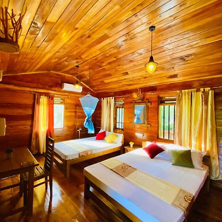Thought Blooming Hotell Udawalawe Eksteriør bilde