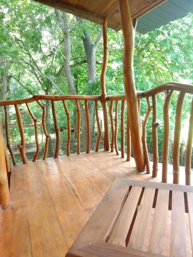 Thought Blooming Hotell Udawalawe Eksteriør bilde