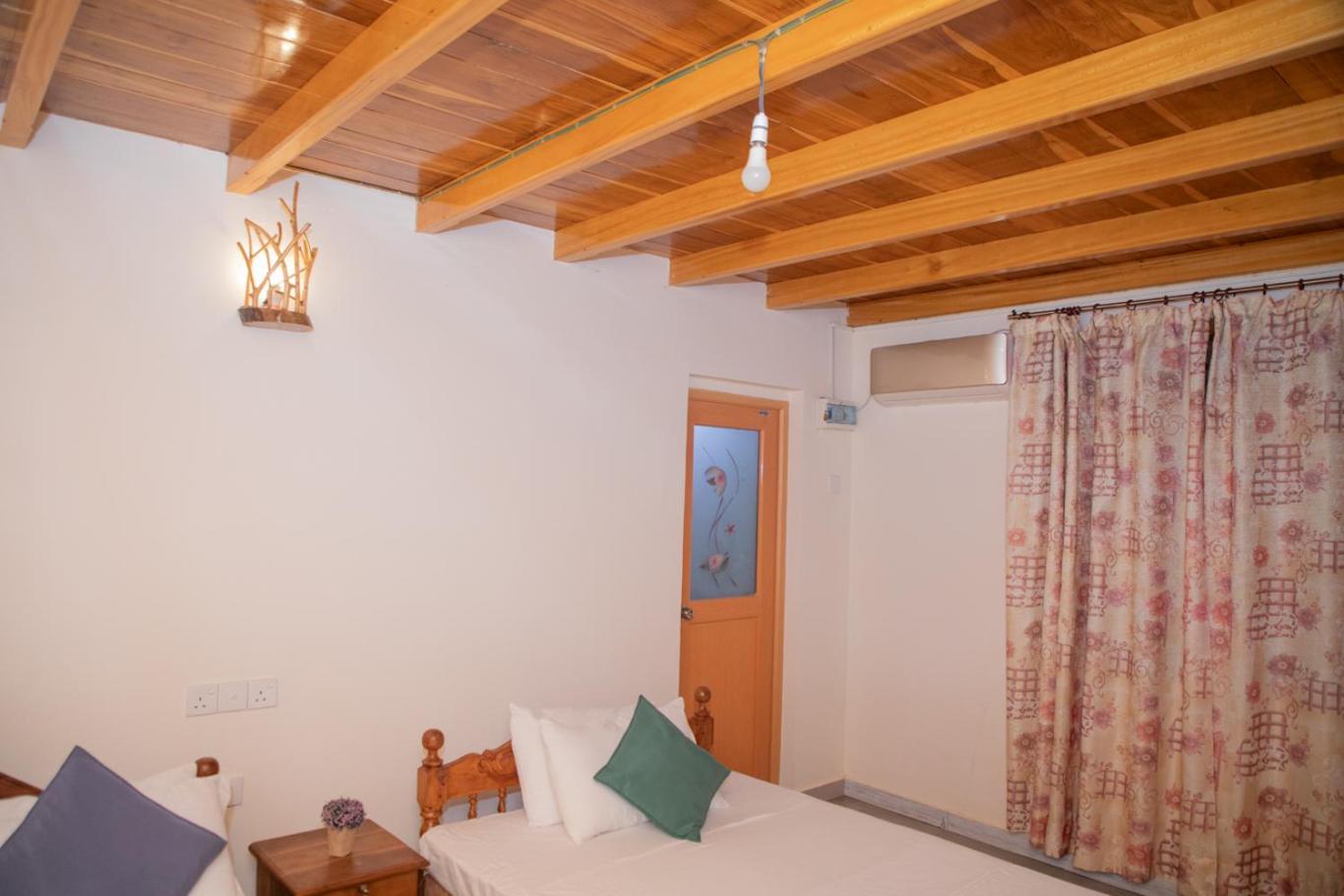Thought Blooming Hotell Udawalawe Eksteriør bilde